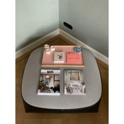 Walter Knoll ‘Isanka’ poef/ salontafel, Studio EOOS