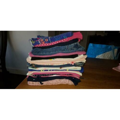 Baby kleertjes maat 86/92 zgan 24 stuks