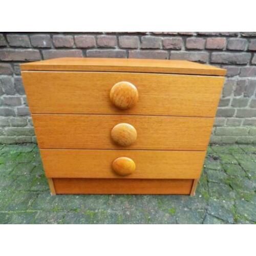 Jaren 70 80 teak retro wandkast ladekast meubel nachtkastje