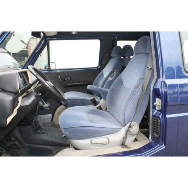 Volkswagen Transporter T3 1.9D Caravelle personenbus