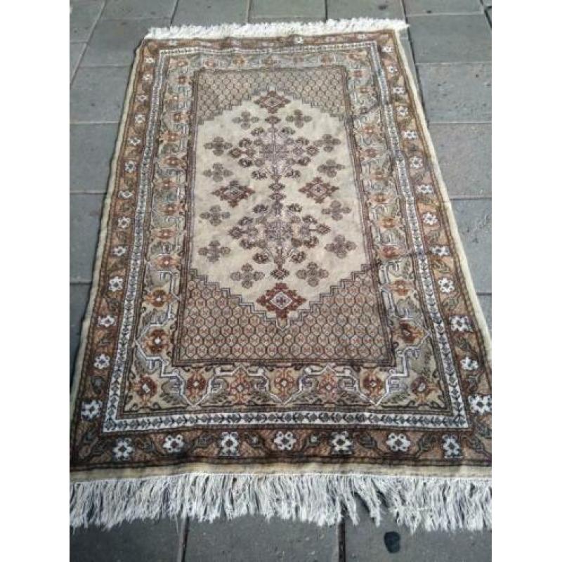 Vintage perzisch tapijt 140x60 cm.