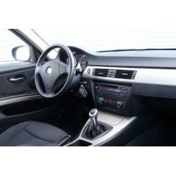 BMW 3 Serie Touring 318d Business Line Cliamte Control, Trek