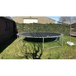 Trampoline