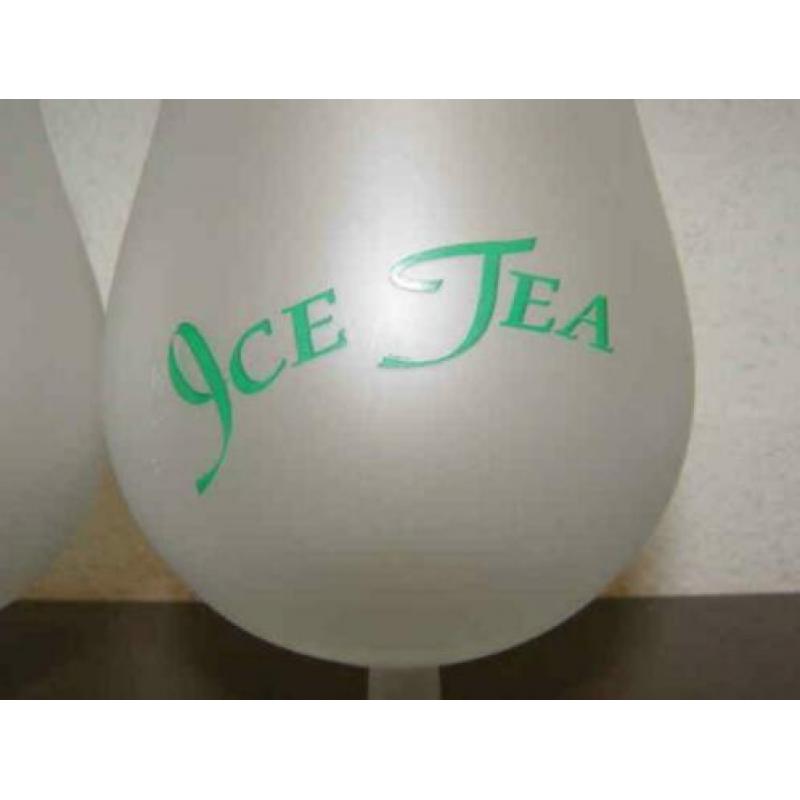 Twee ice tea glazen (A20 554)