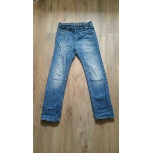 WE Jeans, maat 140, regular fit.