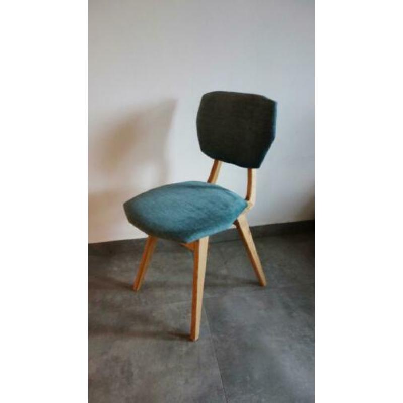 Handgemaakte eiken stoel (scandinavisch geinspireerd design)