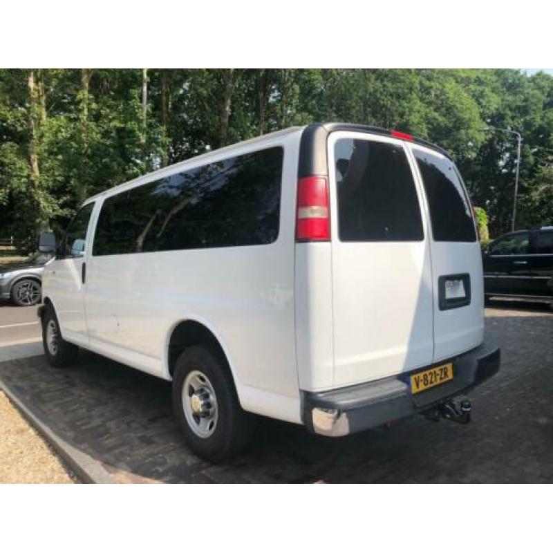 Chevrolet Express 6.0L V8 2500 enkel cabine