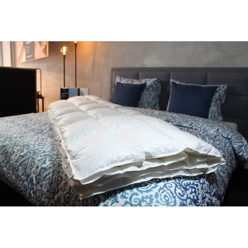 Exclusief Siberisch Ganzendons Dekbed | Nuvaro Excellent 4-Seizoenen 200 x 220 cm - Tweepersoons